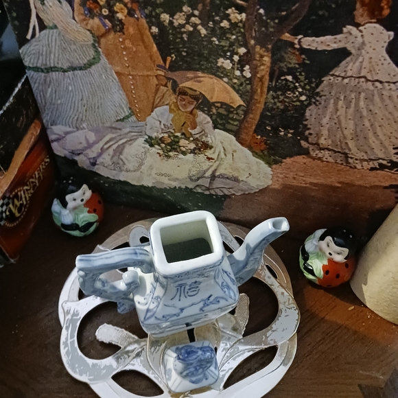 🍵☕️ Ancient Chinese Antique 🫖 🍵 Porcelain Ming Dynasty Teapot 🫖 - Picture 4 of 16